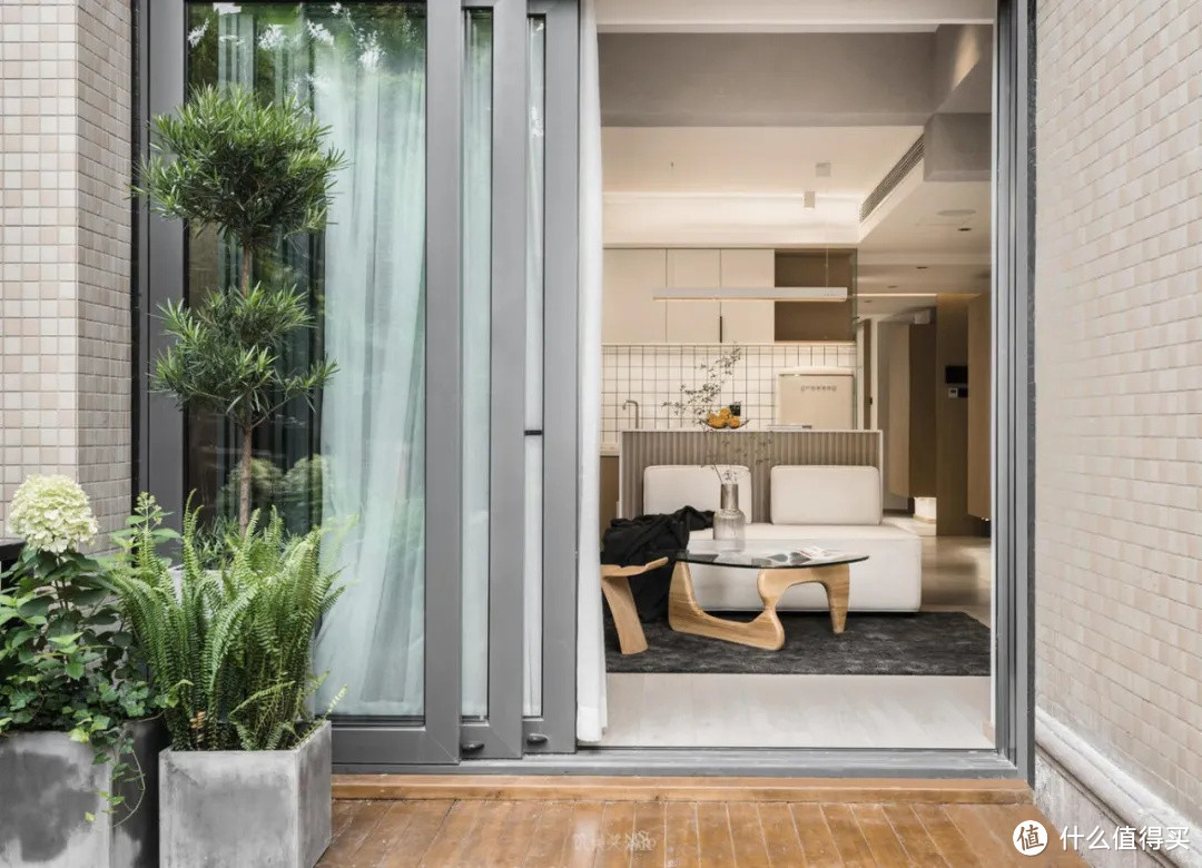 上海90后夫妻的54㎡老房改造：一居变两居，还有41㎡超大花园！